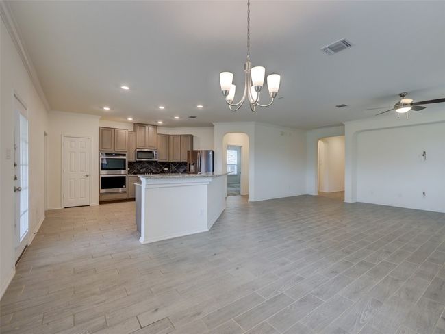 Open floor plan | Image 18