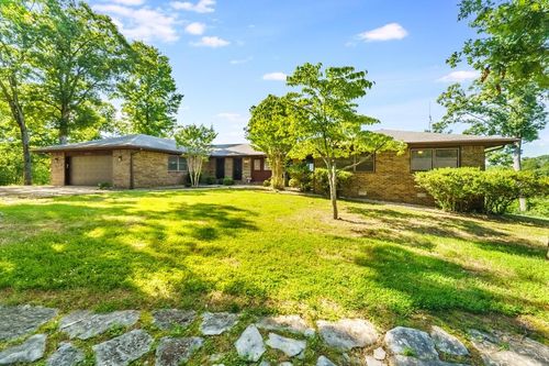 8073 Old White River Rd, Rogers, AR, 72756-7662 | Card Image