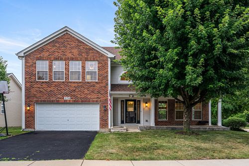 2136 Colonial St, Aurora, IL, 60503-4613 | Card Image