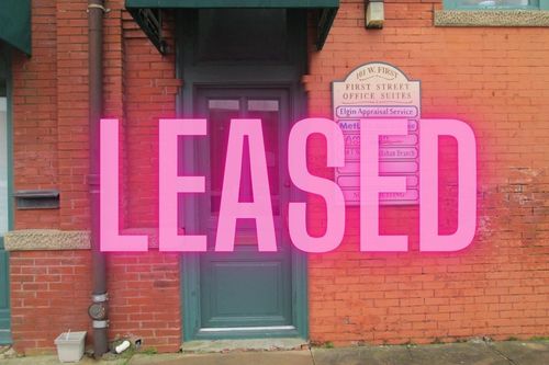 ste-e-101 W 1st St, Elgin, TX, 78621-2658 | Card Image