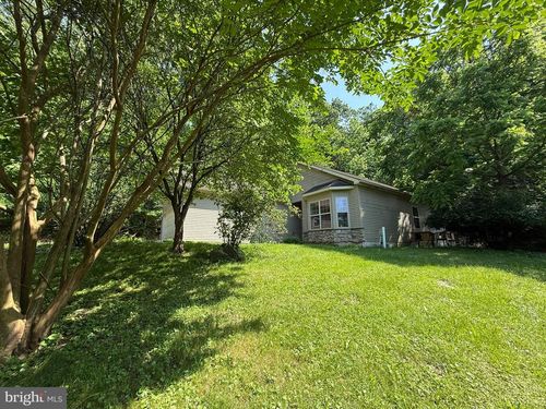 12 Rr Mountain Street, MOUNT HOLLY SPRINGS, PA, 17065 | Card Image