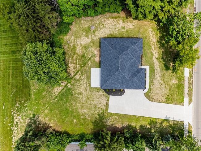 8613 Byers Rd, House other with 5 bedrooms, 3 bathrooms and null parking in Miamisburg OH | Image 6