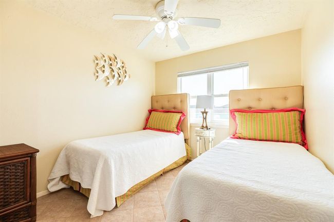 247 Schooner Dr, House other with 3 bedrooms, 2 bathrooms and 5 parking in Freeport TX | Image 24