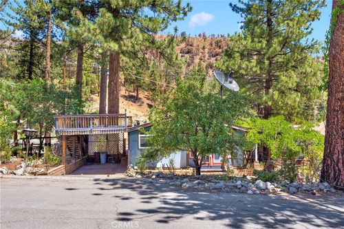 716 Mountain View Ave, Wrightwood, CA, 92397 | Card Image