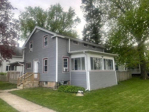 230 E Elm St, SYCAMORE, IL, 60178-1931 | Card Image