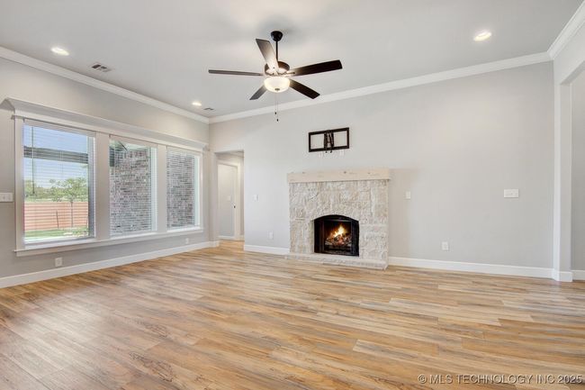 Gas log fireplace with TV mount | Image 12