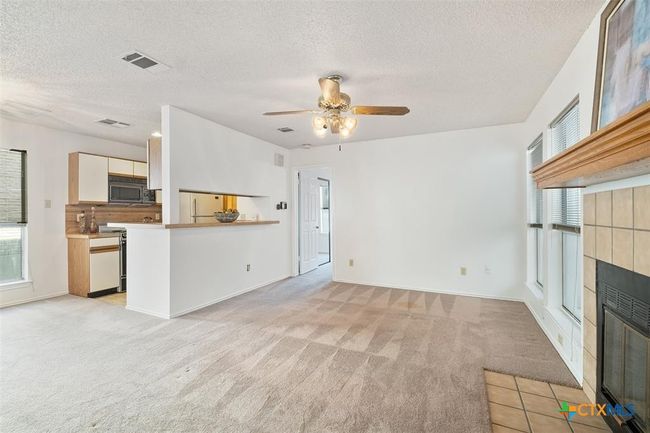 APT-204 - 2520 Quarry Rd, Condo with 2 bedrooms, 2 bathrooms and null parking in Austin TX | Image 4