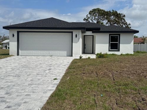 12122 Clarendon Ave, PORT CHARLOTTE, FL, 33981-6707 | Card Image