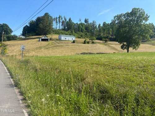 2787 Pleasant Valley Rd, Mountain City, TN, 37683-6139 | Card Image