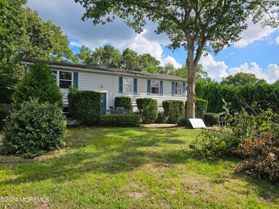 161 Lighthouse Drive, House other with 4 bedrooms, 2 bathrooms and null parking in Manahawkin NJ | Image 1