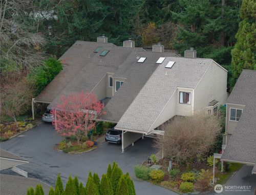9606 Ne 121st Ln, Kirkland, WA, 98034-3702 | Card Image