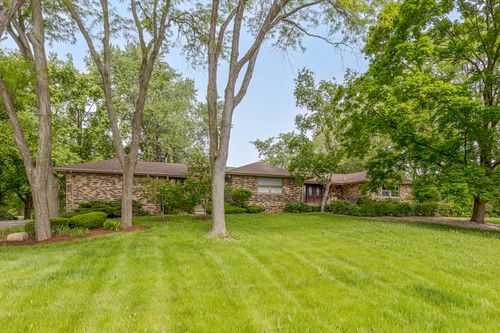 67 Watergate Drive, South Barrington, IL, 60010 | Card Image