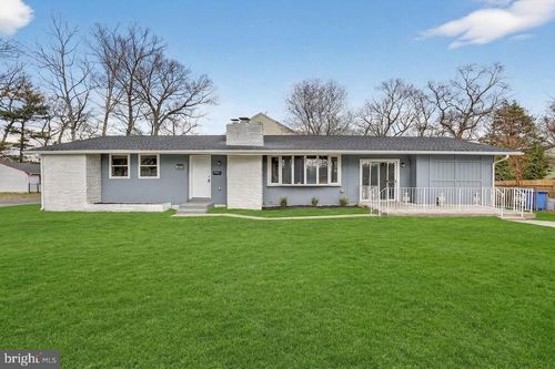 1102 Evergreen Blvd, Browns Mills, NJ, 08015-1846 | Card Image