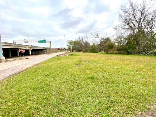 1447 Grand St, Beaumont, TX, 77701-1420 | Card Image