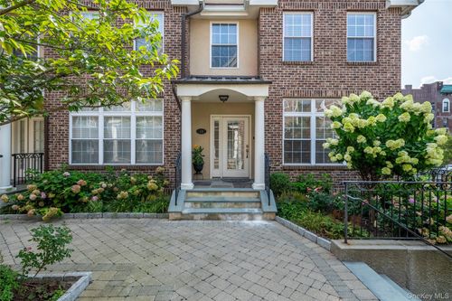 apt-11-114 Franklin Ave, New Rochelle, NY, 10805-3730 | Card Image