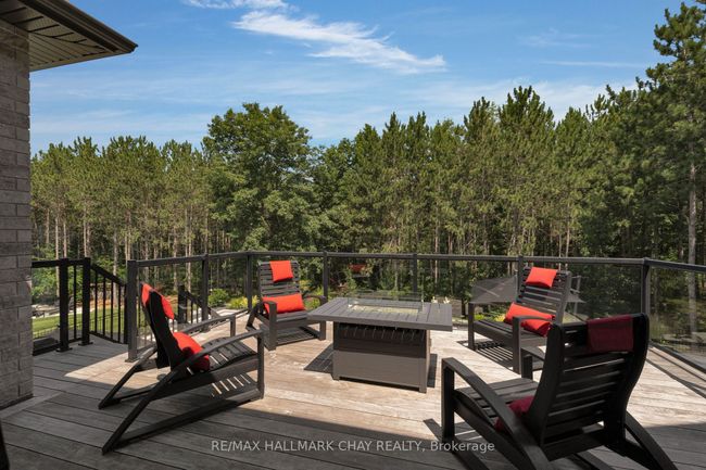 105 Mennill Dr, House other with 4 bedrooms, 4 bathrooms and 9 parking in Minesing ON | Image 32
