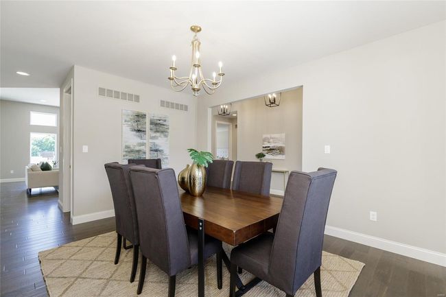Photo representation of a similar home. Some features shown may be optional. | Image 9