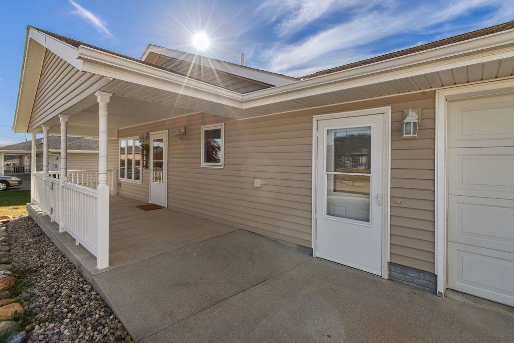 Residential Lease in Newman Grove 2