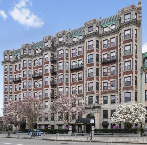 205-466 Commonwealth, Boston, MA, 02115 | Card Image