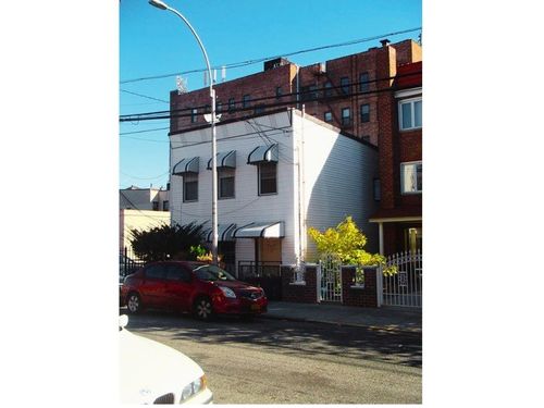 32-13 46th Street, Astoria, NY, 11103 | Card Image