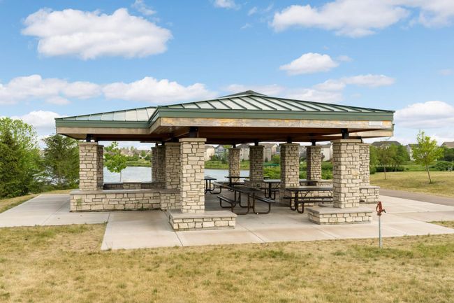 15590 Duck Trail Ln, Townhouse with 4 bedrooms, 4 bathrooms and null parking in Apple Valley MN | Image 48