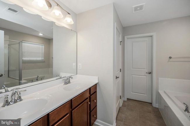 5809 Spruce Valley Dr, House other with 4 bedrooms, 4 bathrooms and null parking in FREDERICKSBURG VA | Image 17
