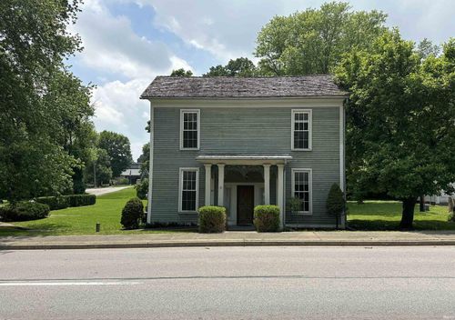 709 W Main St, Ellettsville, IN, 47429-1320 | Card Image