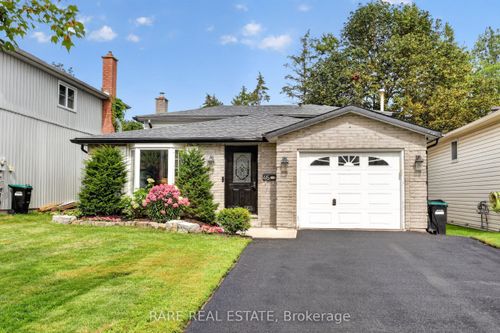 46 Ridgeway Ave, Barrie, ON, L4N5L2 | Card Image