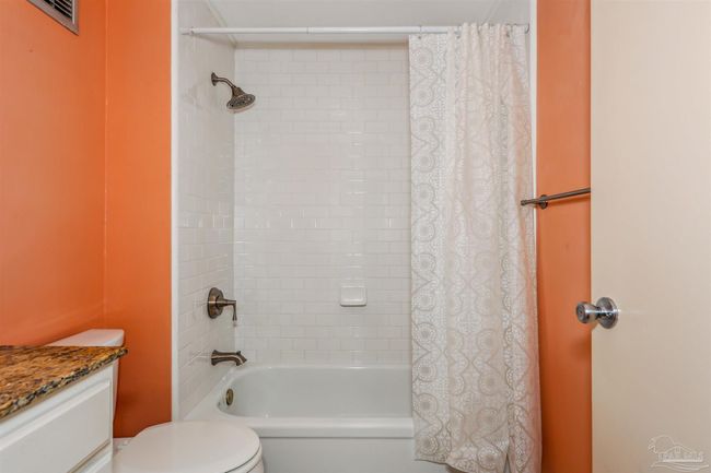 APT-901 - 825 Bayshore Dr, Condo with 2 bedrooms, 2 bathrooms and null parking in PENSACOLA FL | Image 21