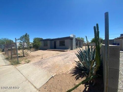 401 W Tennessee St, Tucson, AZ, 85714-3047 | Card Image