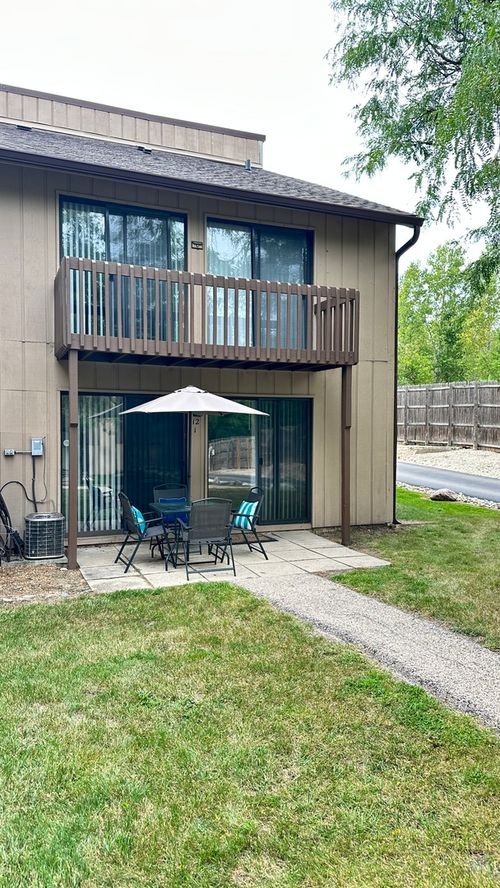 apt-1-12 Saint Thomas Colony, Fox Lake, IL, 60020-1141 | Card Image