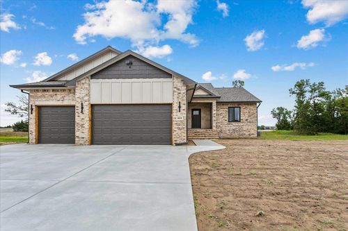 4818 W Calvert St, Wichita, KS, 67215-1305 | Card Image