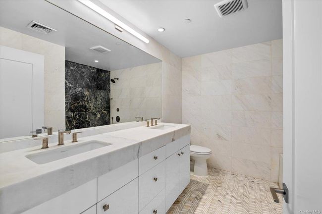 156 Beach 5 Th St, Home with 0 bedrooms, 1 bathrooms and null parking in Far Rockaway NY | Image 19