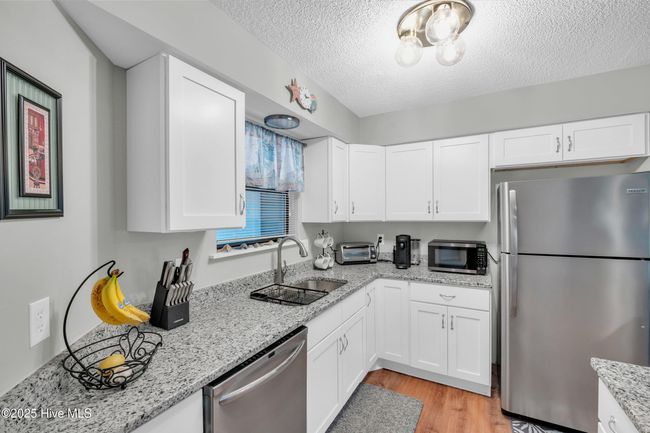 UNIT-426 - 728 Azalea Dr, Condo with 2 bedrooms, 2 bathrooms and null parking in Hampstead NC | Image 14