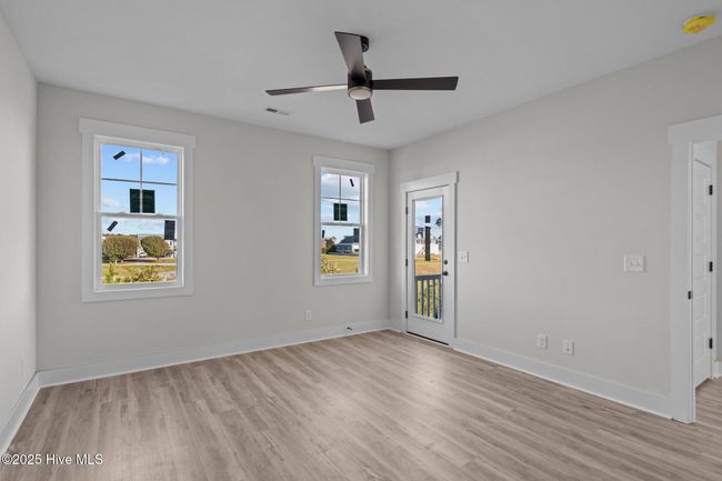 Similar Build Summer Breeze | Image 48