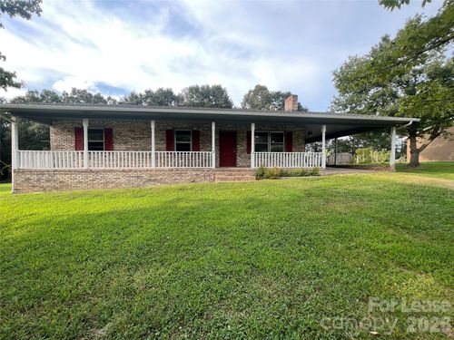 110 Peoria Ln, Kings Mountain, NC, 28086-9577 | Card Image