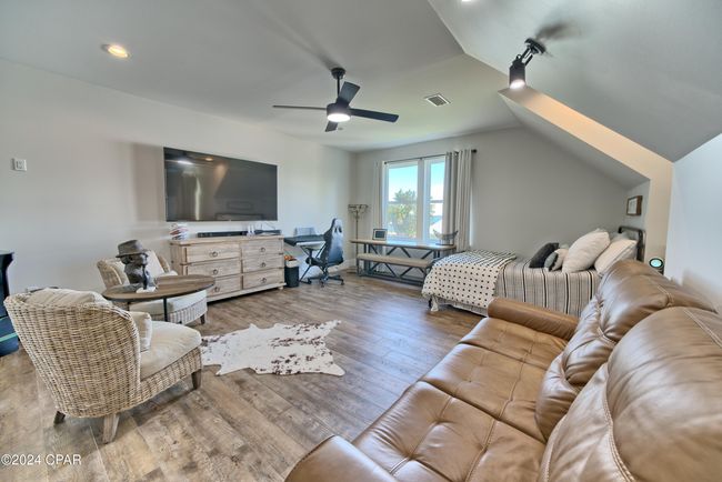 700 E 2 Nd St, House other with 4 bedrooms, 4 bathrooms and null parking in Lynn Haven FL | Image 53