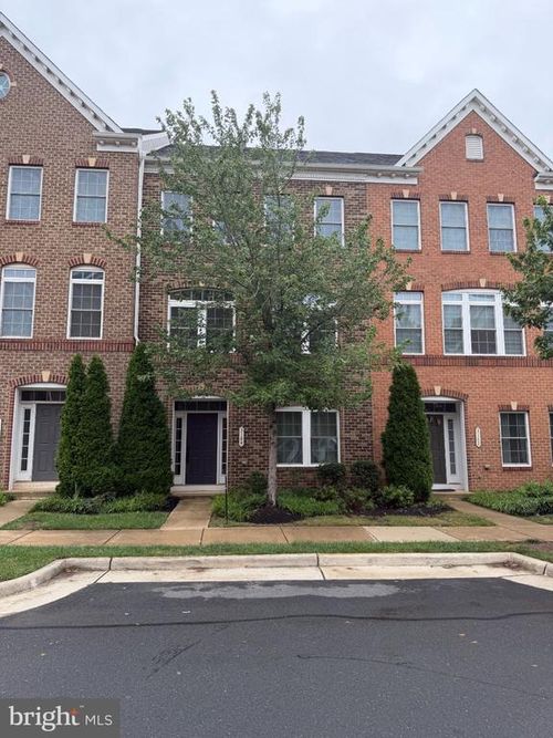 3184 Yeager Dr, HERNDON, VA, 20171-4121 | Card Image