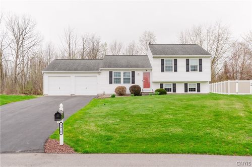 5976 Arentine Way, Cicero, NY, 13039 | Card Image