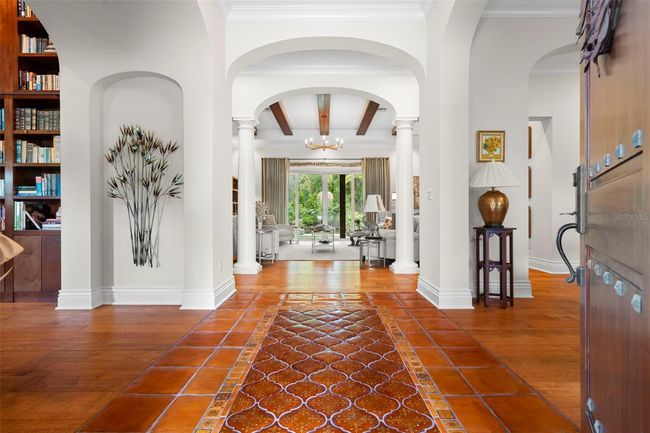 Entryway | Image 6