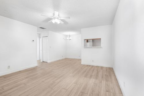 2646-2646 Riverside Dr, Coral Springs, FL, 33065-5571 | Card Image