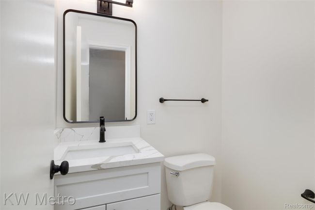 19-1607 Yorktown St 0026.jpg | Image 18