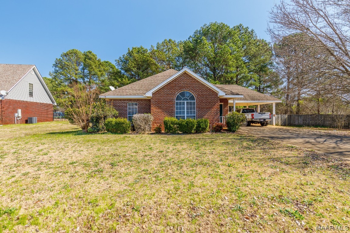 Regal Ct, Wetumpka, AL 36093