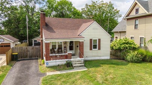 208 N Wolf Creek St, Brookville, OH, 45309-1204 | Card Image