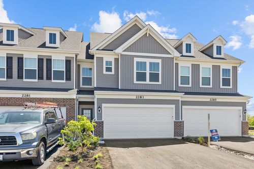 2283 Horseshoe Cir, Naperville, IL, 60564-1055 | Card Image