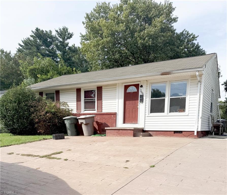 Bailiff St, Greensboro, NC 27403