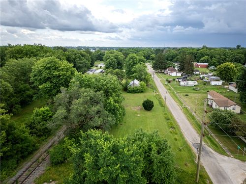 3979 N 1500 East Rd, Ridge Farm, IL, 61870-6135 | Card Image