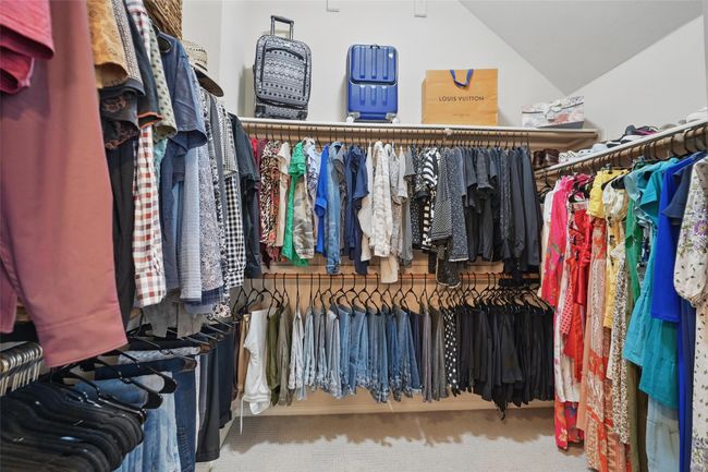 Walkin closet | Image 27