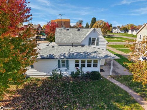 430 Broad Street, Grinnell, IA, 50112 | Card Image