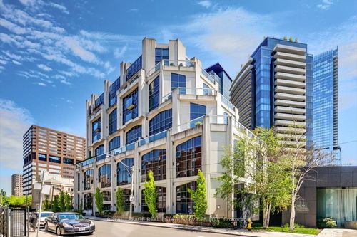 108-3 Mcalpine St, Toronto, ON, M5R3T5 | Card Image